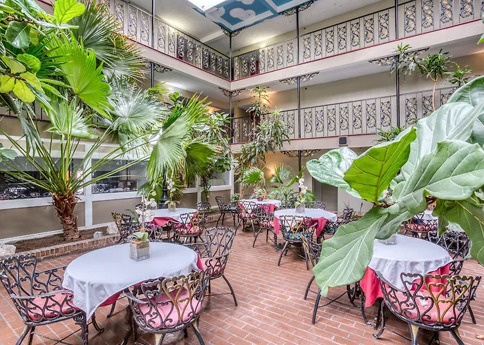 Garden Cove Hotel Tulsa