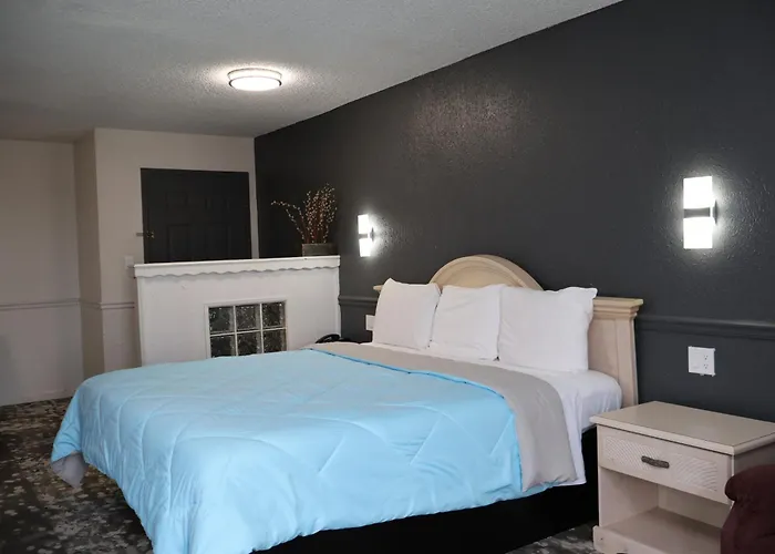 Garden Cove Hotel