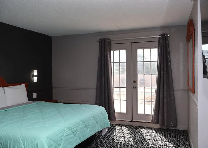 Hotel Garden Cove Tulsa