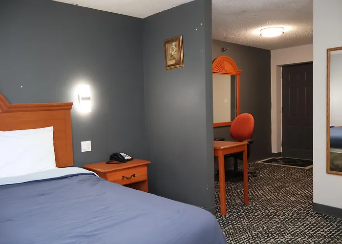 Garden Cove Hotel Tulsa